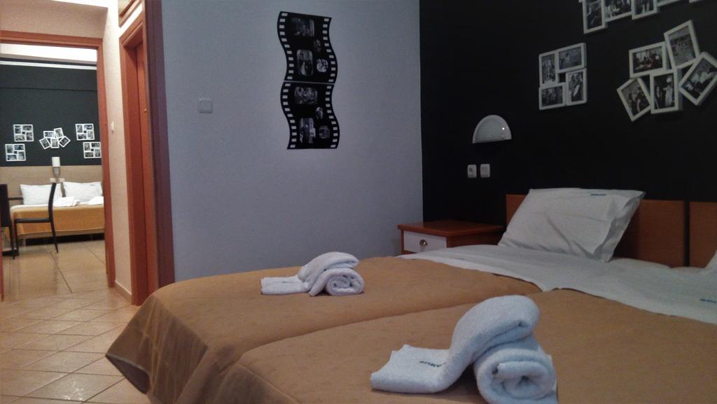 Iridanos Hotell Antikyra Exteriör bild