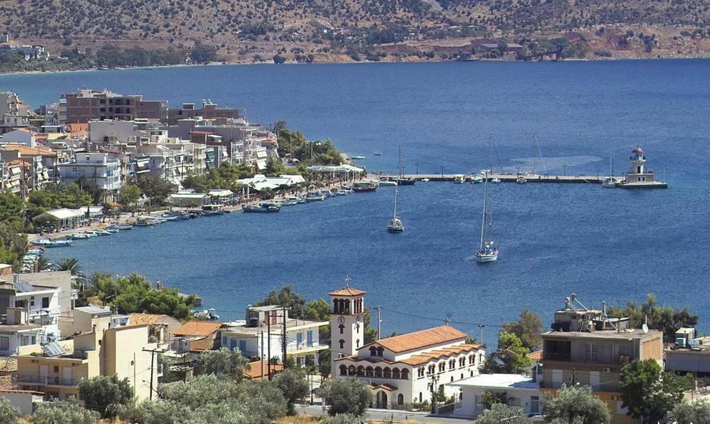 Iridanos Hotell Antikyra Exteriör bild
