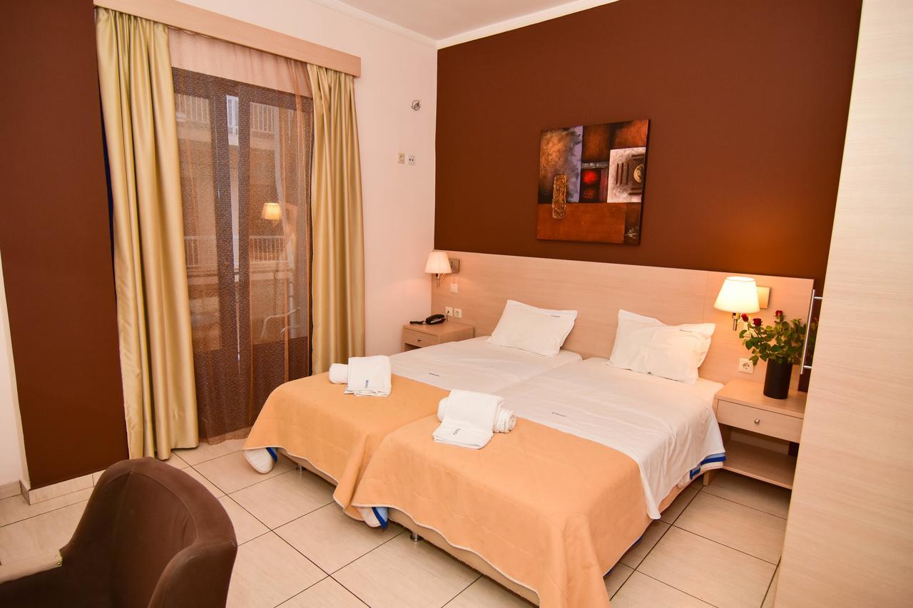 Iridanos Hotell Antikyra Exteriör bild